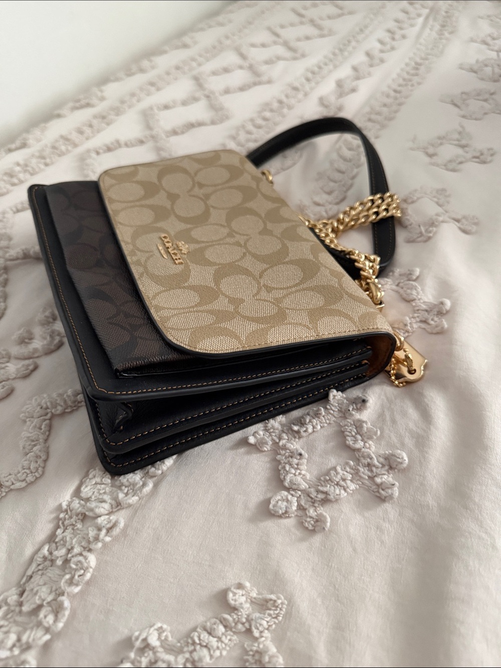 Coach Two-Tone Signature Crossbody Bag - Beige & Black - Picture 3 of 4